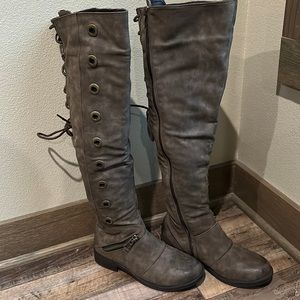 Tall over the knee boots size 8M, brown, side zipper